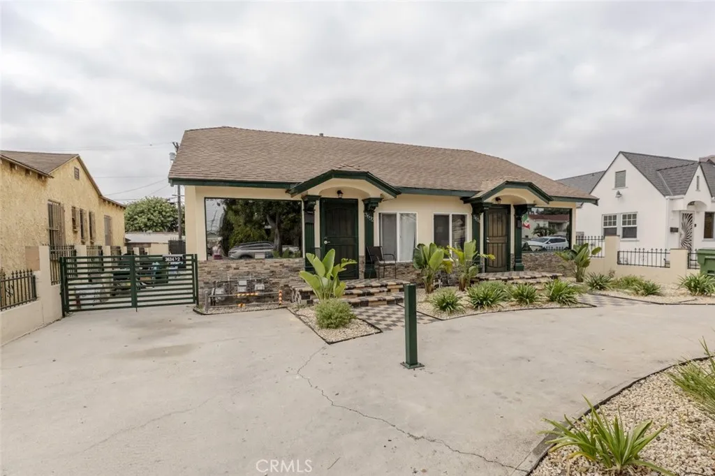 3632 W 59th Street, Los Angeles, California 90043 home-pic-1